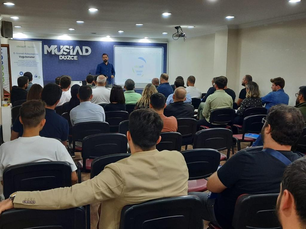 Düzcede E-Ticaret Sektör Liderleri Bir Araya Geldi