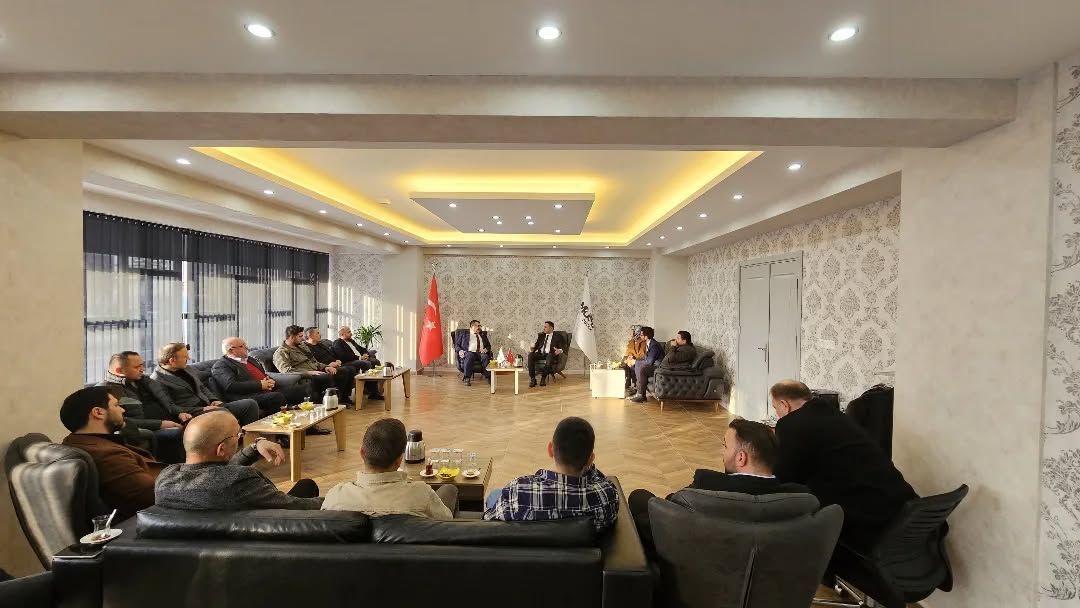 Ak Parti Belediye Meclis Üyeleri Derneğimizi ziyarette bulundular