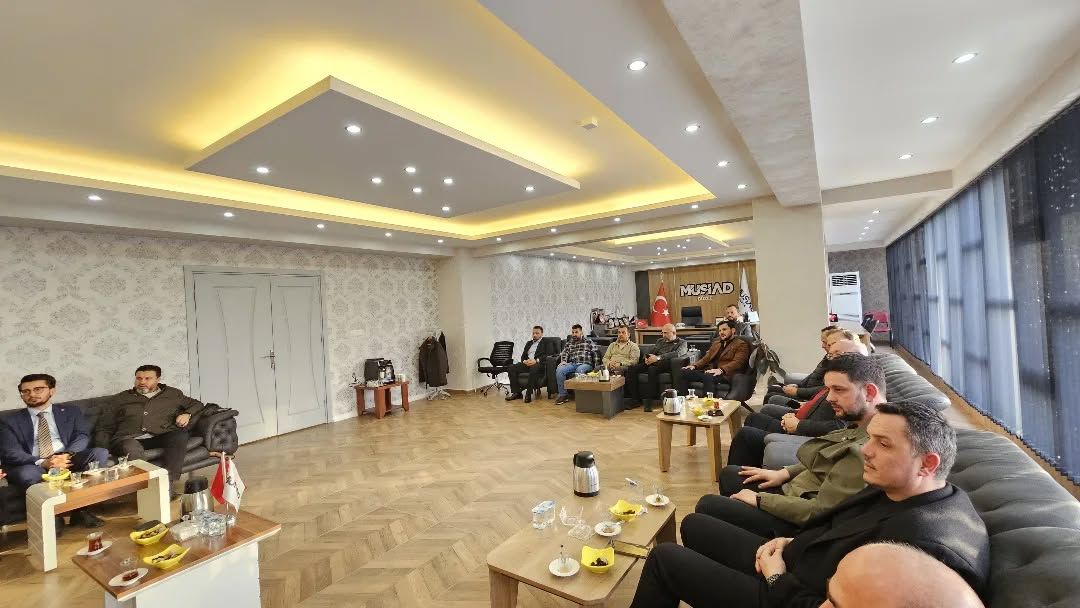 Ak Parti Belediye Meclis Üyeleri Derneğimizi ziyarette bulundular