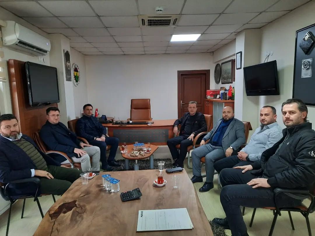 Yeni üyemiz Yaşar Mobil firma sahibi  Sayın Sedat BEYAZ'ı ziyaret ettik