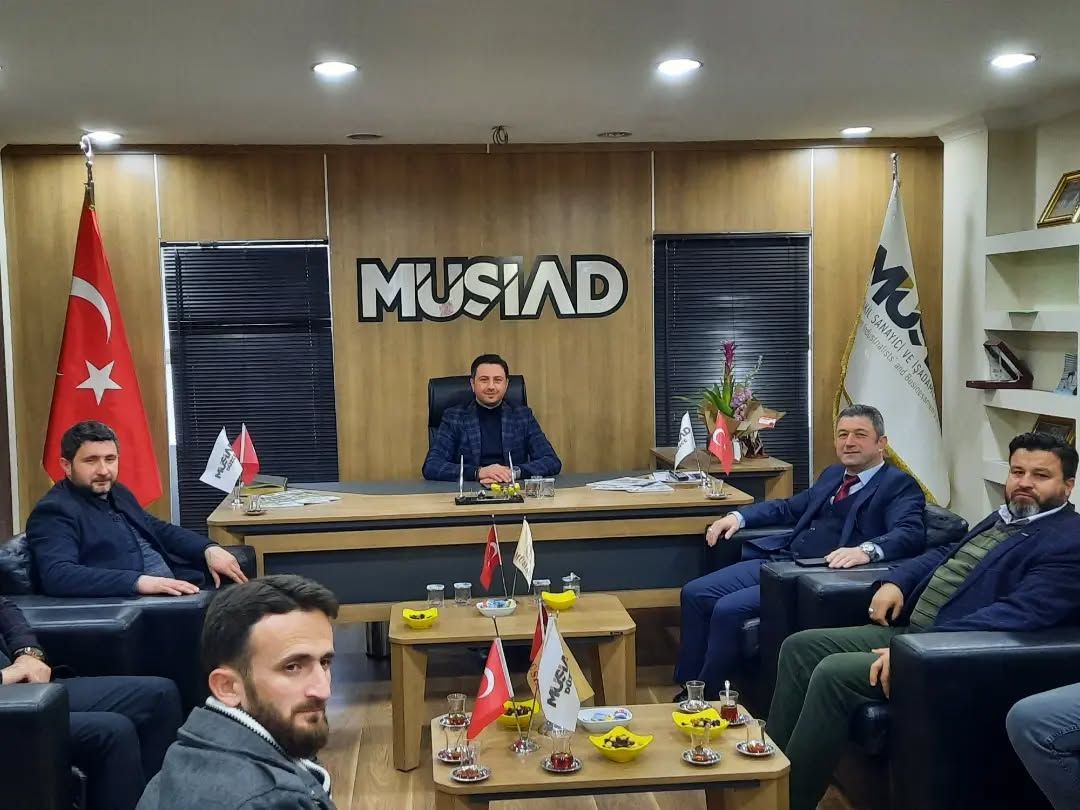 Sayın Serhat GEÇTİM VE heyeti derneğimize ziyartte bulundular