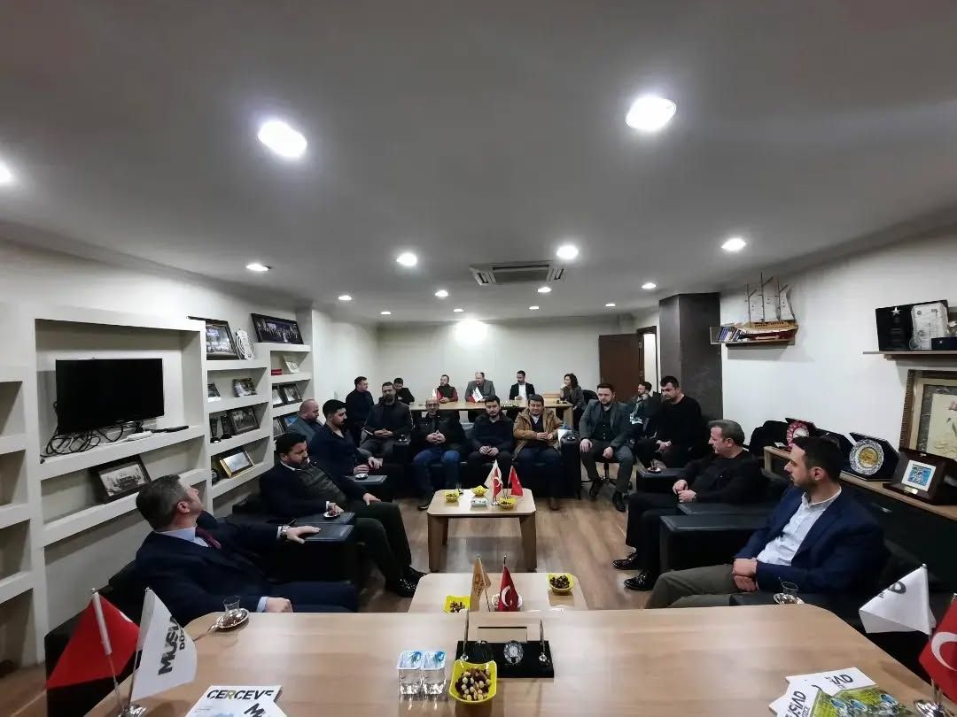 Sayın Serhat GEÇTİM VE heyeti derneğimize ziyartte bulundular