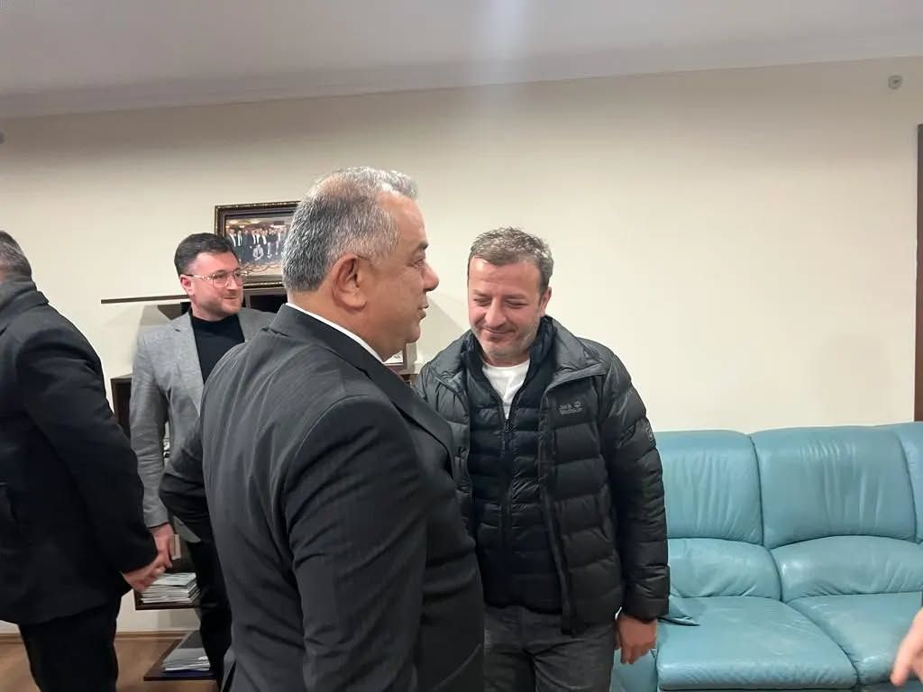 Sayın Erdoğan BIYIK ve Yönetim Kurulu Derneğimize ziyarette bulundular