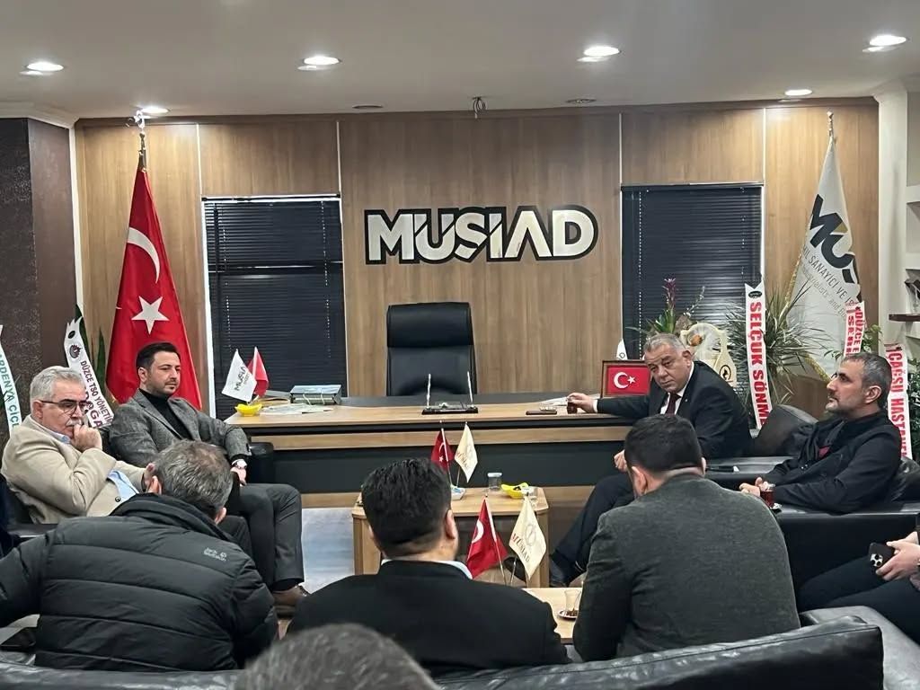 Sayın Erdoğan BIYIK ve Yönetim Kurulu Derneğimize ziyarette bulundular