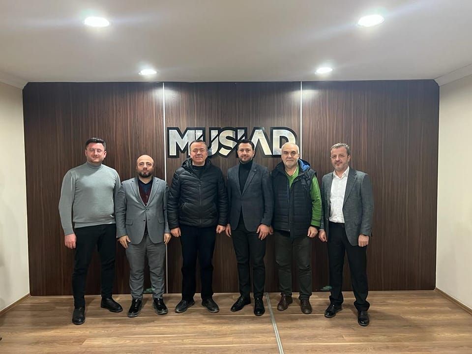 Dönem Başkanlarımızdan Sayın İsmail ÇAKMAK derneğimize ziyartte bulundular