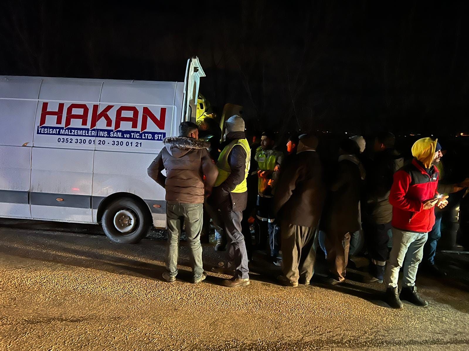 Kayseri'den depremzedelere yardım ulaştı.