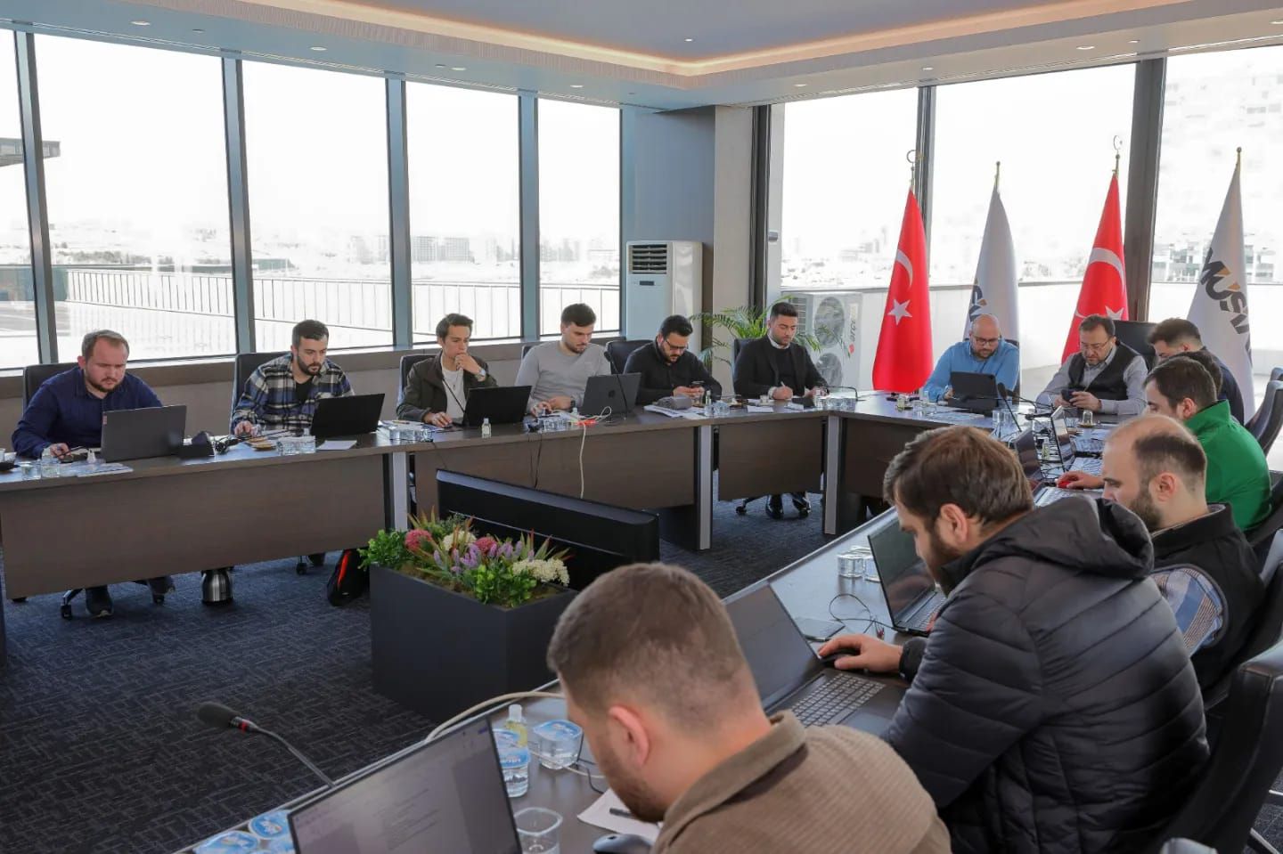 Genel Merkez Kriz Masamız Devrede