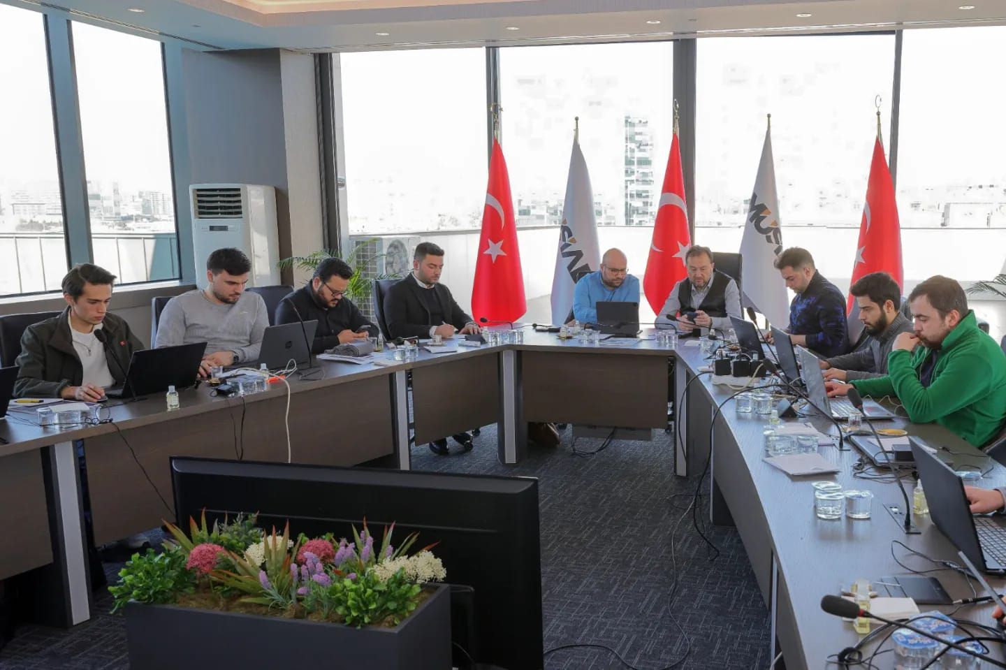 Genel Merkez Kriz Masamız Devrede