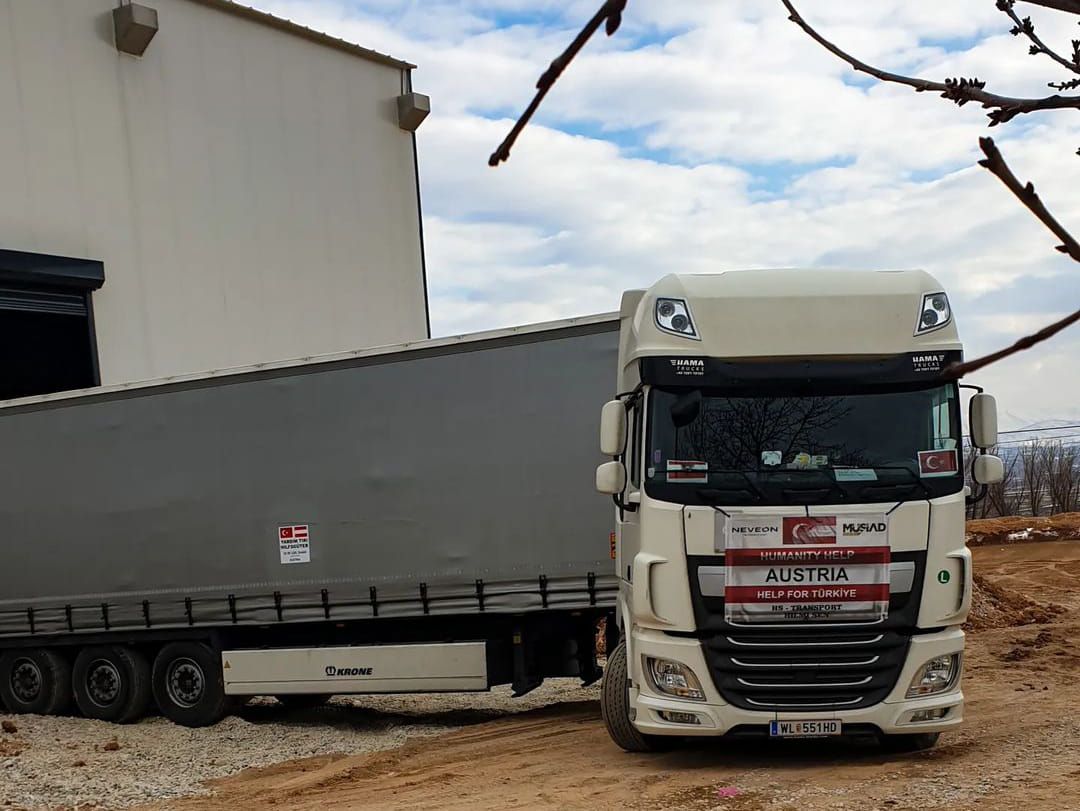 Hollanda ve Avusturya'dan Yardım Tırları Hatay ve Kahramanmaraş'ta