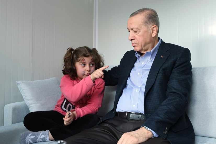 Cumhurbaşkanı Erdoğan Konteyner Kenti Ziyaret Etti