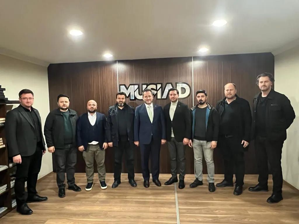 Sayın Numan ÇABUK derneğimize ziyartte bulundular