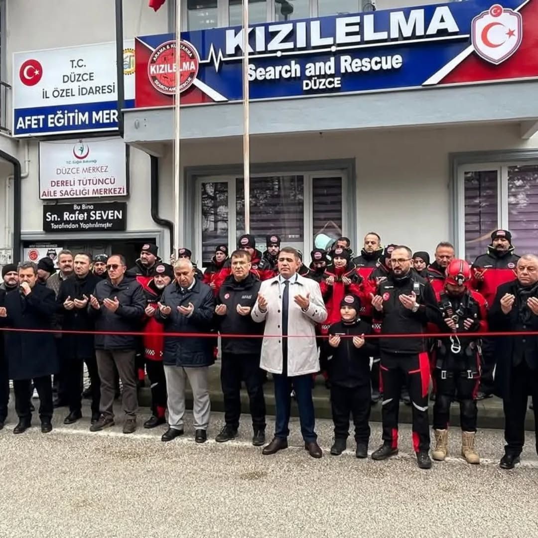 Kızılelma Arama Kurtarma Derneğinin açılış merasimine katılım sağladık