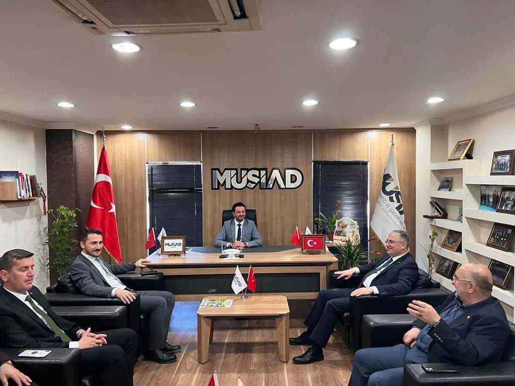  Ak Parti İl Başkanı Sayın Hasan ŞENGÜLOĞLU  ve Heyeti derneğimize ziyarette bulundular