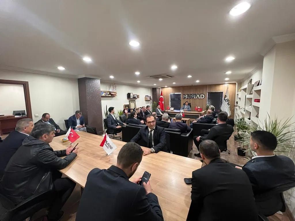  Ak Parti İl Başkanı Sayın Hasan ŞENGÜLOĞLU  ve Heyeti derneğimize ziyarette bulundular