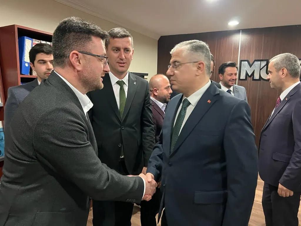  Ak Parti İl Başkanı Sayın Hasan ŞENGÜLOĞLU  ve Heyeti derneğimize ziyarette bulundular
