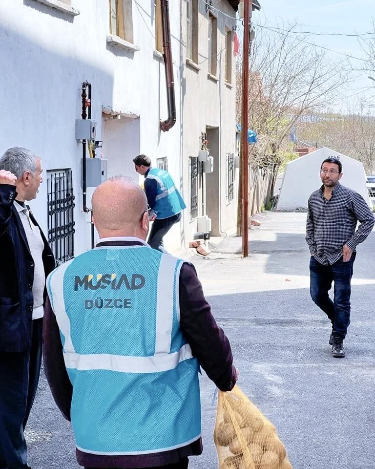 Hayata Destek Oluyoruz  Projemiz kapsamında 6. Şubatta depremi yaşayan Malatya ilimize ziyarette bulunduk