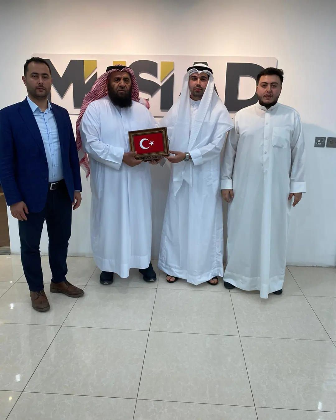 Kuwait MÜSİAD Şube Başkanı Sayın Edip GAZİ ve Yönetim Kurulu ve üyelerini ziyaret ettiler.