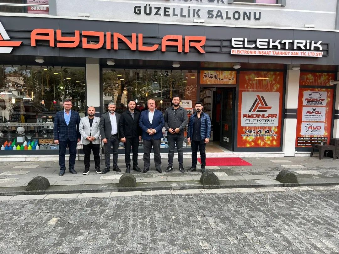 Aydınlar Elektirik Sayın Ercan AYDIN 'ı Gölyaka Belediye Başkanımız Sayın Yakup DEMİRCAN ve Yönetim Kurulumuz ile birlikte ziyaret ettik