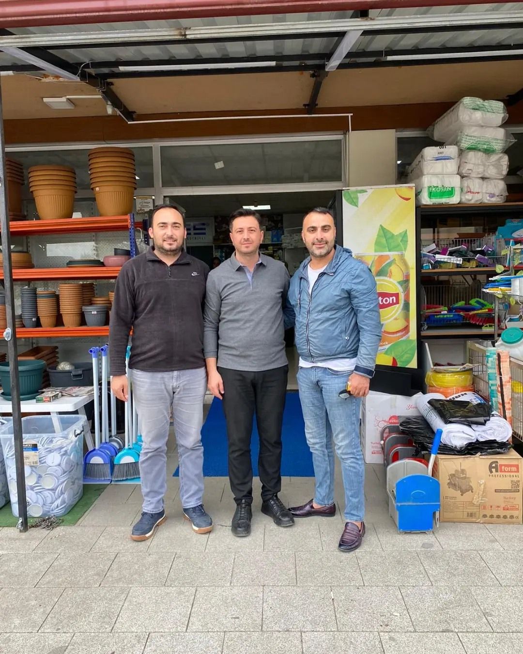 Genel Merkez Üyemiz Sayın Adem AKTAŞ ve Üyemiz Sayın Mehmet TORAMAN Şube Başkanımız Sayın Özgür SAĞLAM 'ı iş yerinde Ziyaret Etti