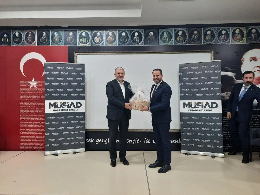  Türkiye Yüzyılı Ekonomik Gelişmeler ve Değerlendirmeler Konfaransını gerçekleştirdik