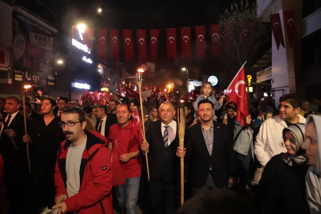 29 Ekim Cumhuriyet Bayramı 100. Yıldönümünü Valimiz Sayın Selçuk ASLAN, protokol üyeleri, sivil toplum kuruluşu temsilcileri ve vatandaşların katılımlarıyla coşkuyla kutladık.